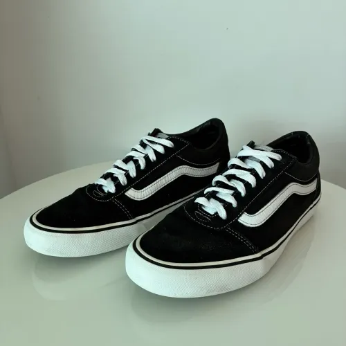 TÊNIS VANS
