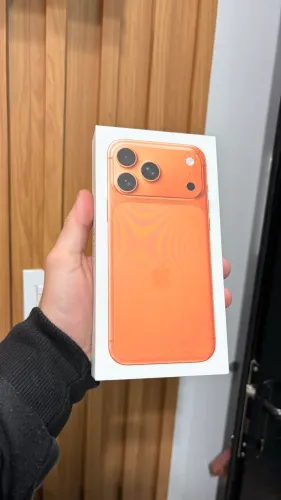 iPhone 17 Pro Max Laranja - Novo e Lacrado | A Experiência Apple em seu Nível Máximo