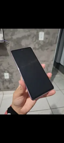 Celular S20 FE