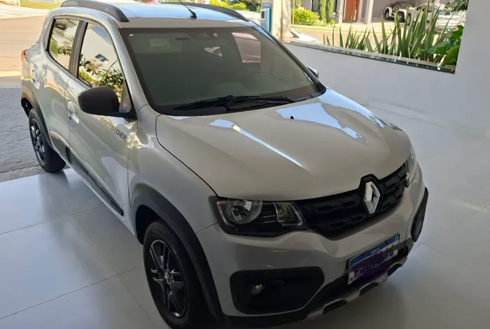Renault Kwid Outsider 1.0 Flex 12V 5P Mec. 2020