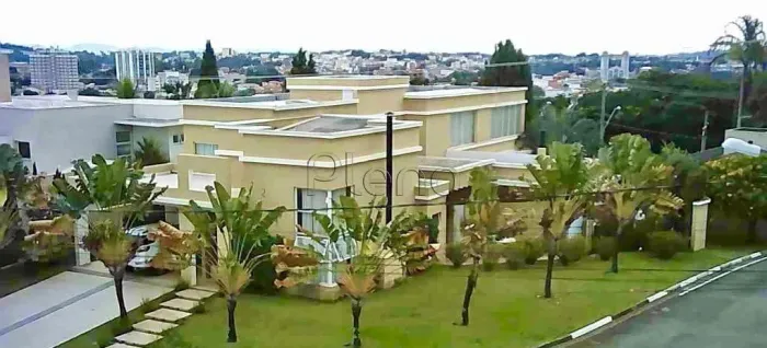 Sobrado à venda em Vinhedo, Cachoeira, com 4 suítes, com 569 m², Condomínio Jardim Paulist