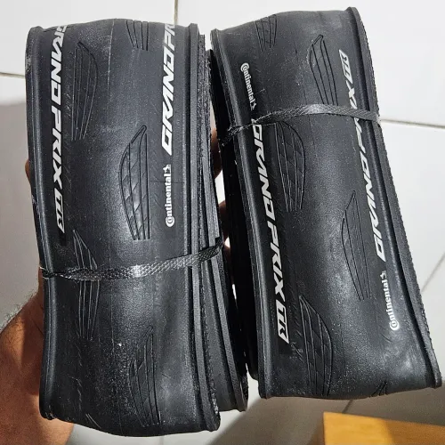 Pneu Tubeless Continental Grand Prix TR 28mm