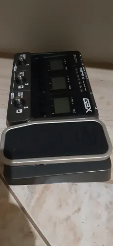 Pedaleira zoom g3x 
