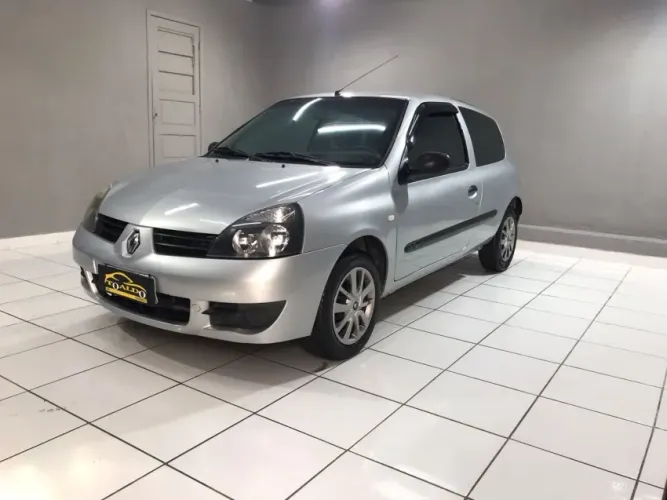 Renault Clio Campus Hi-flex 1.0 16V 3P 2011