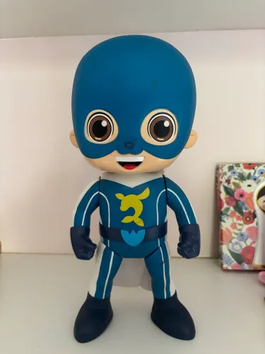 boneco do Super Foca da coleção Os Aventureiros de Luccas Neto