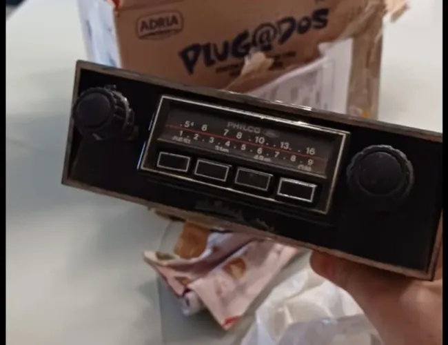 Radio automotivo. Ford. PHILCO.
