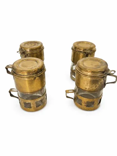 Conjunto de 4 Rechauds Antigos em Metal com Base de Vidro