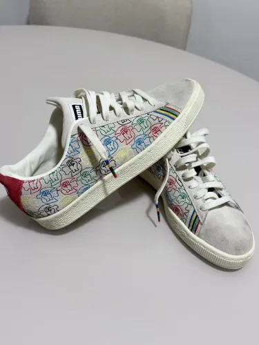 Puma Suede X Power Through Peace (Edição Especial)