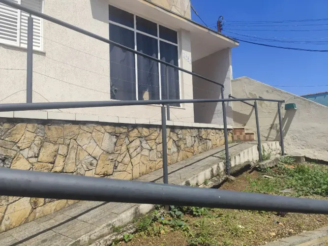 Corrimão de escada - 18metros no total - Retirar no local