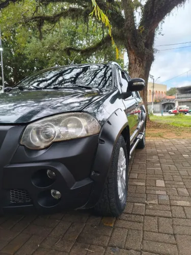 Fiat Strada Adventure1.8/ 1.8 Locker Flex CD 2011