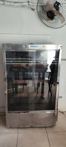 Máquina de Assar frango OPORTUNIDADE