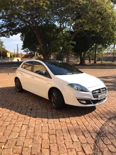 Fiat Bravo Sporting 1.8 Flex 16V 5P 2016