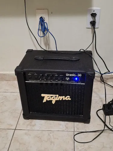 Vendo amplificador Tagima Urânio 30