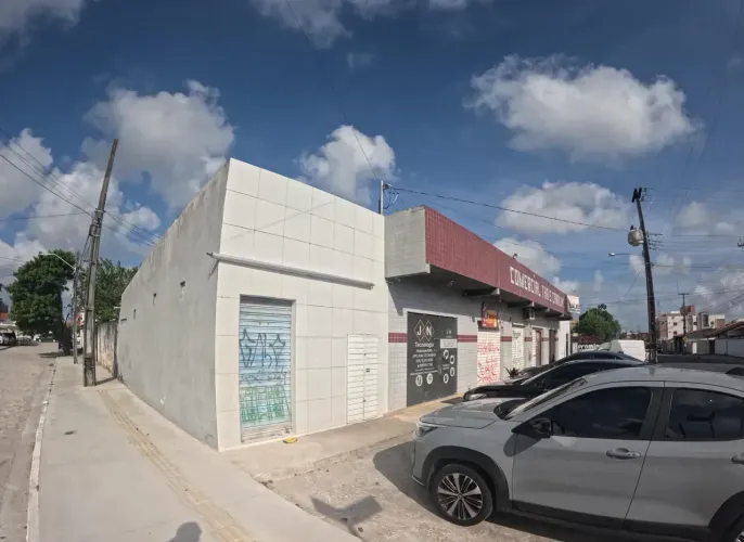 VENDO PRÉDIO COMERCIAL com 240m² no bairro do Cristo Redentor - João Pessoa/PB