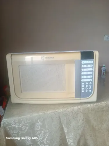 Microondas Electrolux 30 L