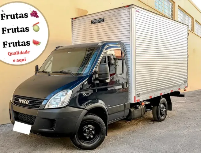 Iveco 35s14 /baú/2011