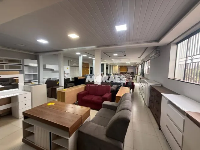 Barracão para alugar, 3700 m² por R$ 35.000,00/mês - Vila Industrial - Bauru/SP