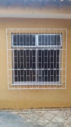 4 Janelas de alumínio, valor individual nas informações adicionais