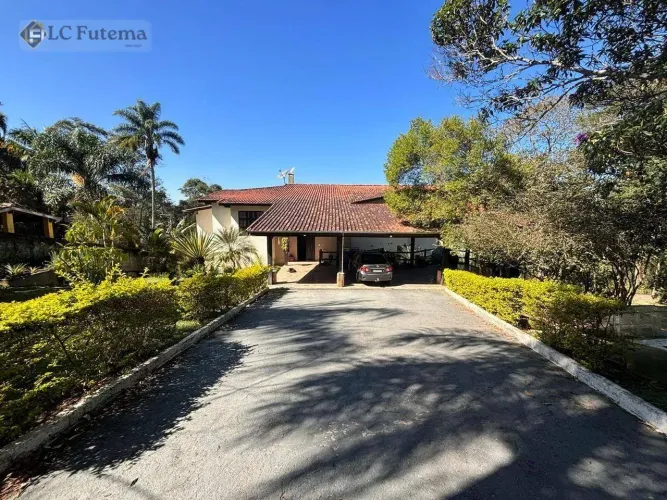 Casa em Condomínio em Cotia