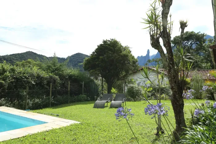 Casa com 3 quartos em Carlos Guinle - Teresópolis - RJ