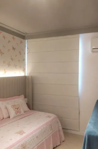 Persianas & Cortinas