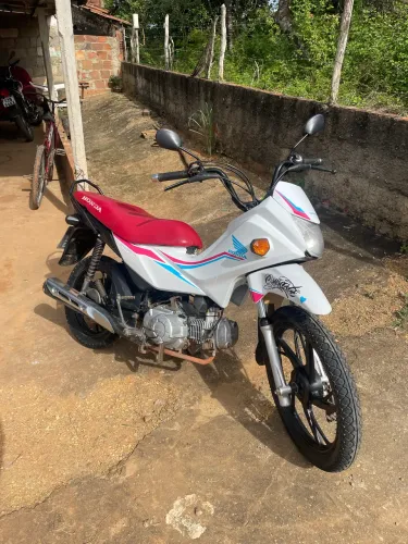 Moto top de procedência