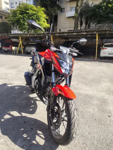 CB Twister 2024 vermelha