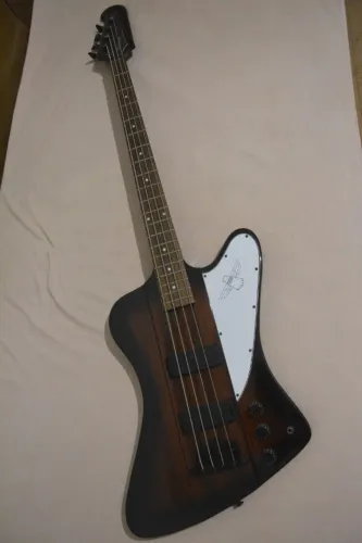 Contrabaixo Elétrico Epiphone Thunderbird IV