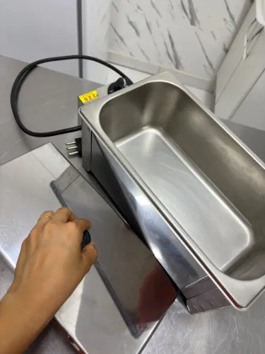 Derretedeira para chocolate 220V