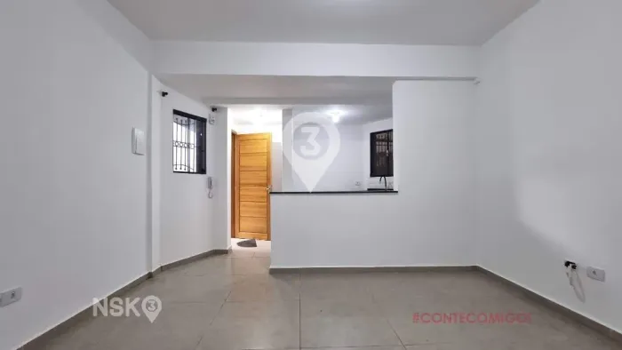 Casa em Condomínio para alugar 50m² - Vila Guilherme - 2 Quartos - Quintal - Vaga Demarcad