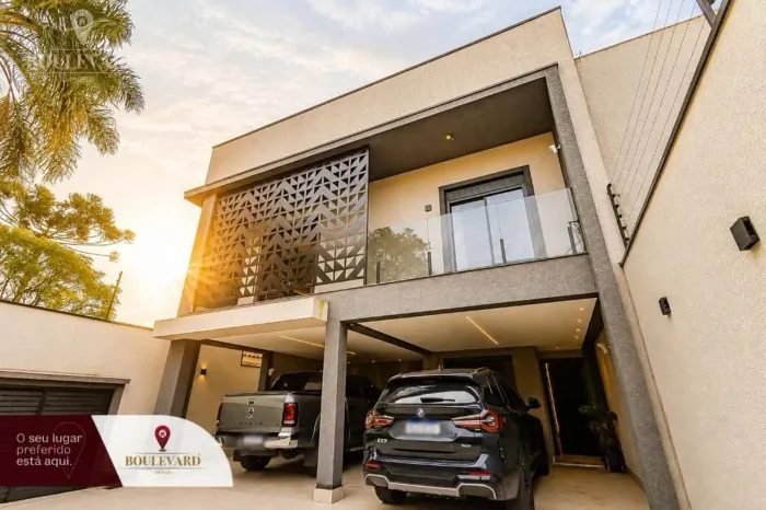 Casa com 5 dormitórios à venda, 320 m² por R$ 3.300.000,00 - Guabirotuba - Curitiba/PR