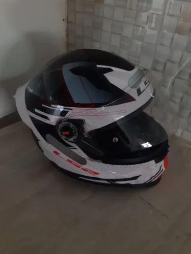 LS2 EM PERFEITO ESTADO COM INTERCOMUNICADOR