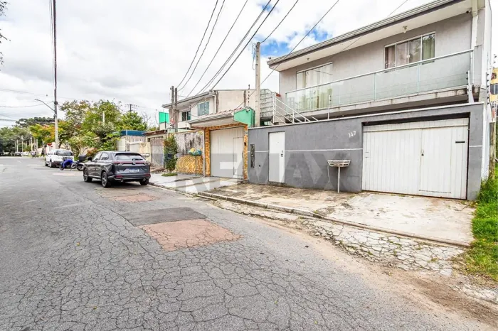 ALUGUEL CASA - R$ 6.700 (detalhes do pacote na descrição), NO BAIRRO UBERABA, a 100mts de