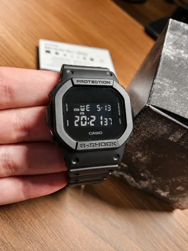 Relógio Casio DW-5600UBB-1D