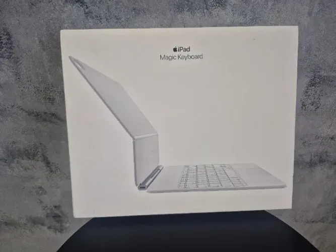 Magic Keyboard Original para Ipad 13'' Novo