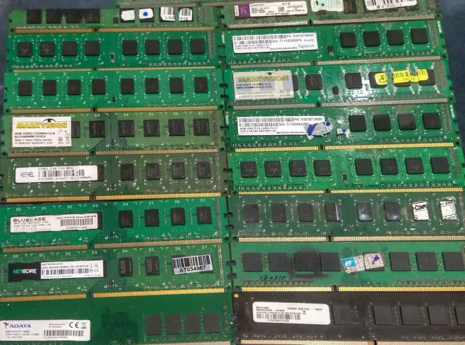 Memórias DDR3  troco em nvme ou ssd 
