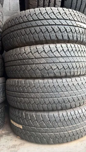 Pneus 255/70/18 marca BRIDGESTONE