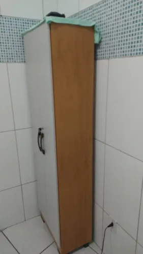Vendo guarda roupa novo