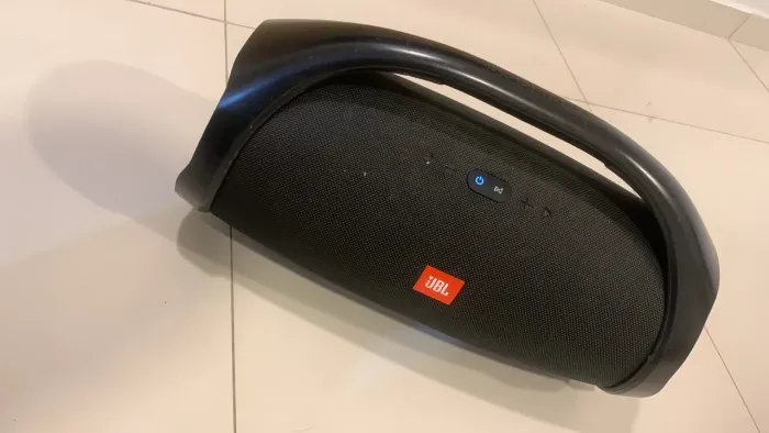 JBL BomBox 