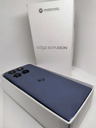Moto Edge 60 fusion 256 / 8 De RAM não aceito Troca 