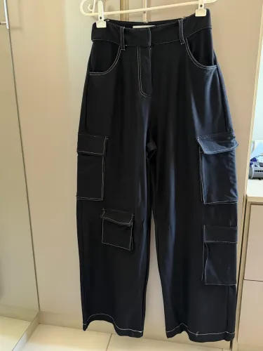 Calça wide leg preta - Tam 36