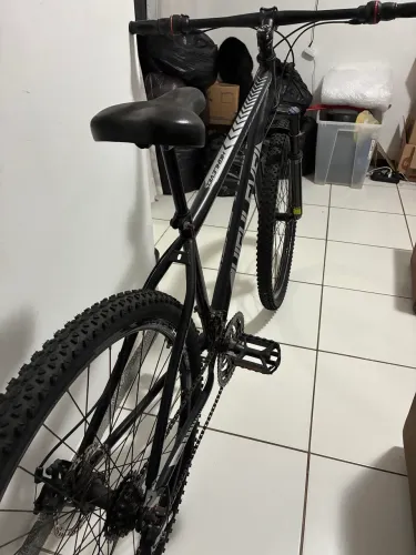 Bicicleta semi nova