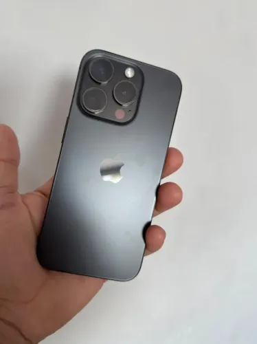 iPhone 15 pro - 128Gbs