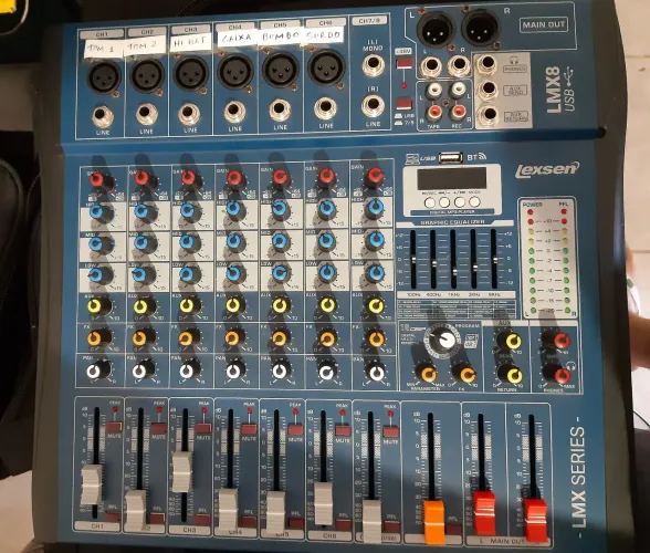 Mesa de som Lexsen - 8 canais