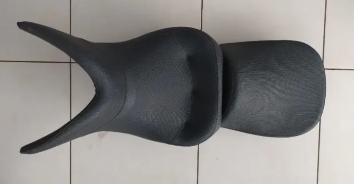 Banco confort de gel para moto tiger 800 - Pedrinho bancos