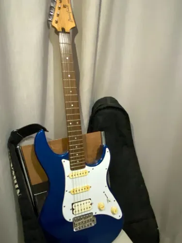 Guitarra Pacifi Blue Pac012