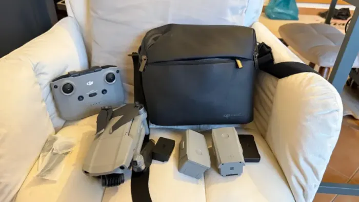 Drone DJI Mavic Air 2 (Pacote Fly More Combo)