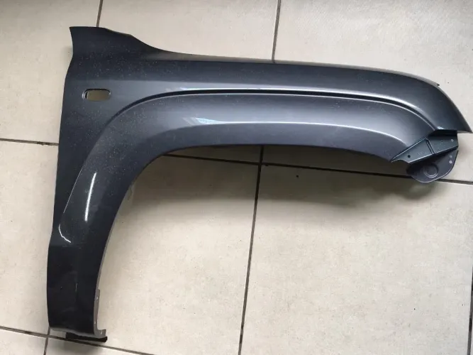 PARALAMA DIANTEIRO DIREITO AMAROK 2021 ORIGINAL VW - CINZA IRIDIUM