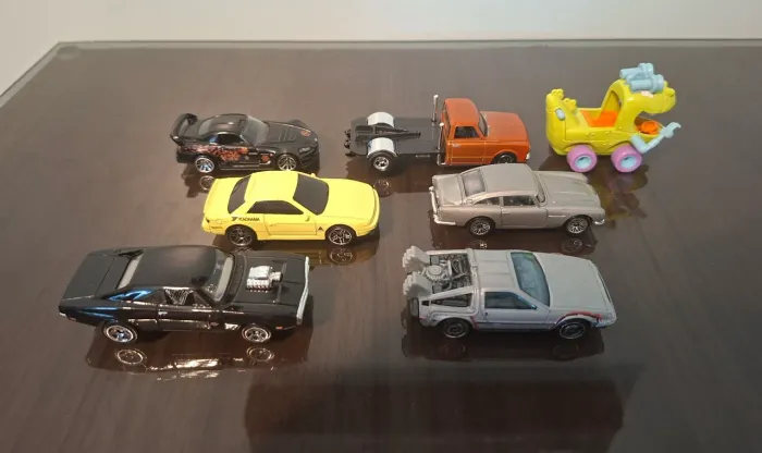 Lote Hot Wheels variados