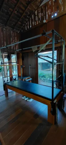 Estudio Pilates Metalife completo,acessórios, + prancha de molas Metalife . Aceito oferta